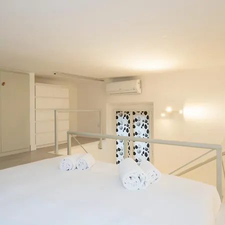 M3 Modern Open-plan Space Close To The Metro Апартаменты Милан
