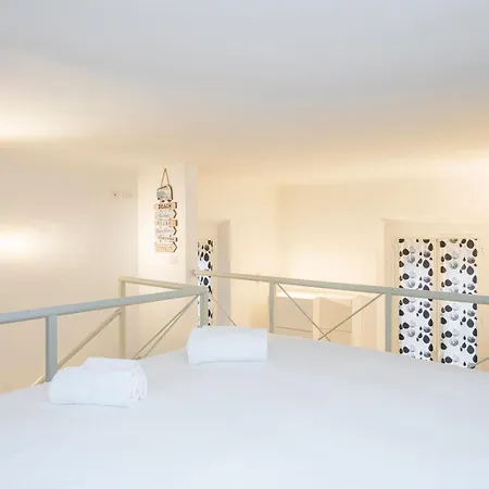 Apartment M3 Modern Open-plan Space Close To The Metro